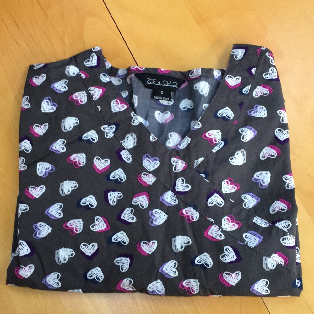 Scrub top